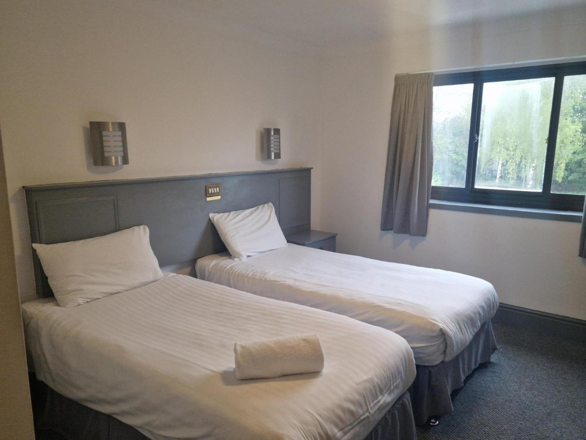 Himley Country Hotel Dudley Buitenkant foto